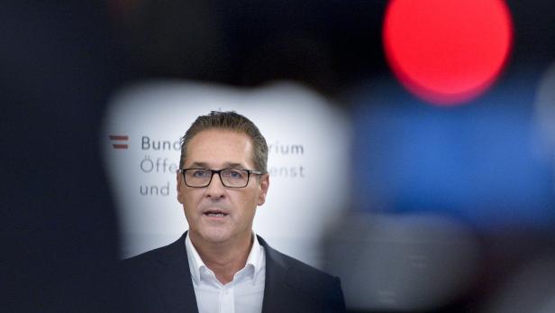 Causa Keyl: FPÖ-Kandidat zieht Bewerbung zurück - Strache ortet "Hexenjagd"
