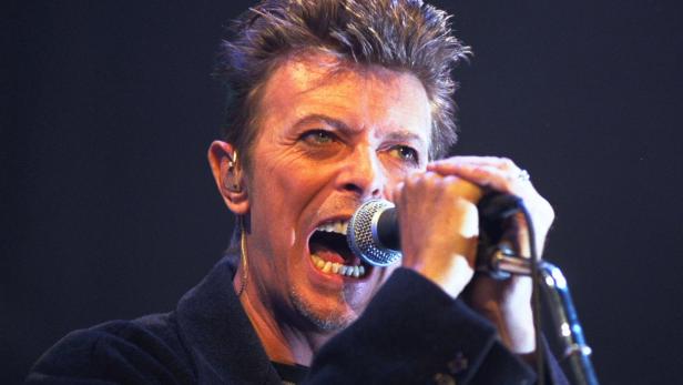 Der britische Musiker, Sänger, Produzent und Schauspieler David Bowie schrieb „Lazarus“