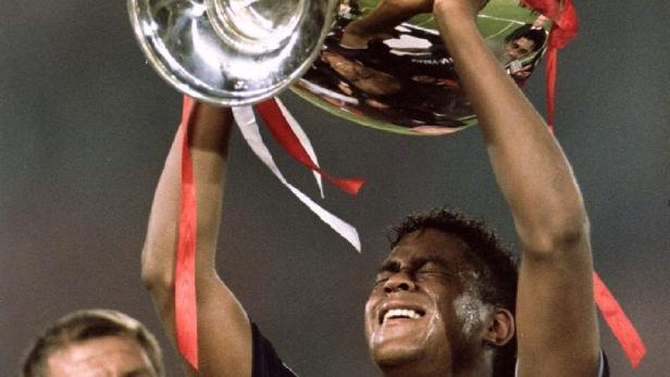 1995 traf Patrick Kluivert für Ajax zum Champions-League-Sieg, heute ist er Teamchef von Curaçao.