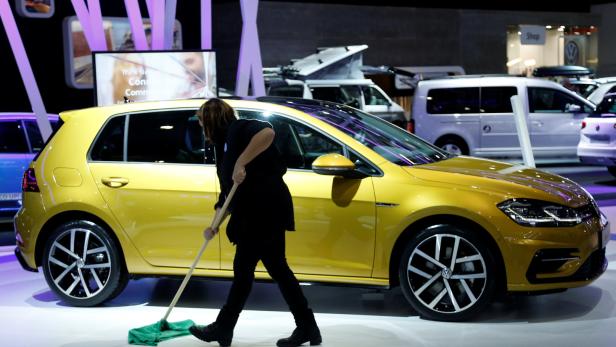 Dieselaffäre: Streit über VW Golf mit Schummel-Software