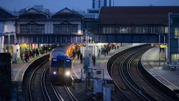 BRITAIN-TRANSPORT-STRIKE