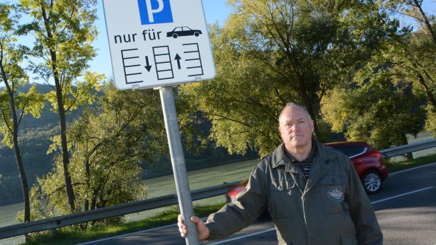 Ernst Bogner verkaufte Grundstück nur, wenn keine Autobusse parken.