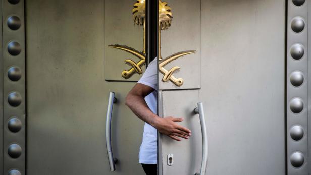 Der Eingang zum saudi-arabischen Konsulat in Istanbul