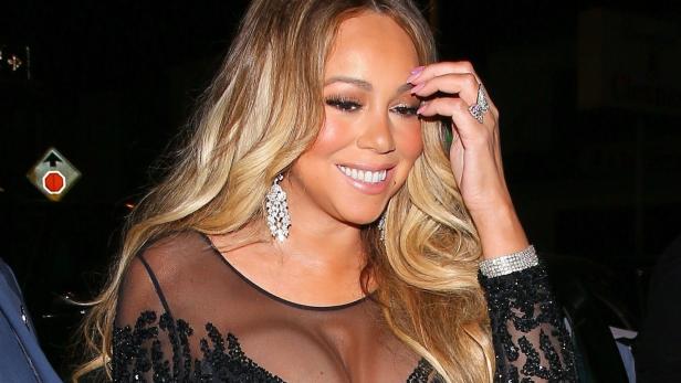 Star-Looks: Mariah Carey stöckelt im Ballkleid ins Restaurant