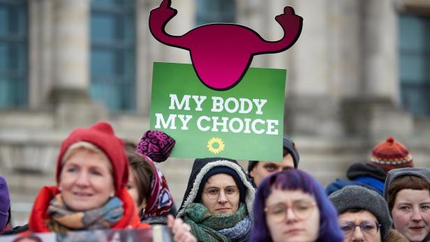 Deutschland debattiert wieder über Abtreibung