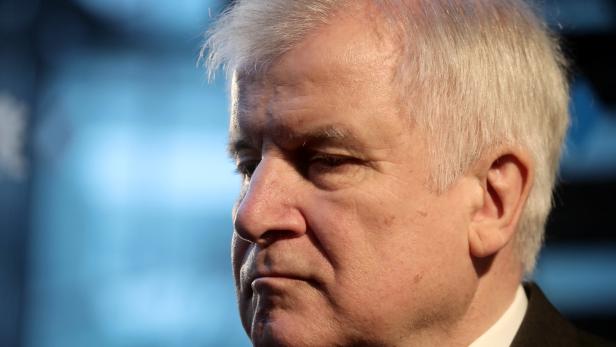 Seehofer wollte am Montag nicht an einen Rückzug von der CSU-Spitze denken.