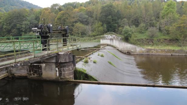 Die alte Staumauer soll erhöht werden