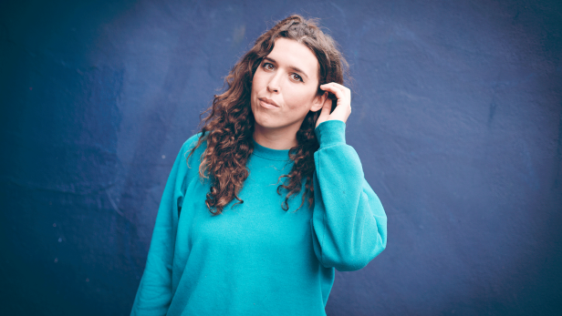 Mina eröffnet mit einem funky Mix aus Afrobeats die Viennale-Partyschiene.