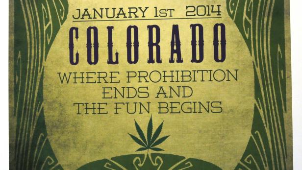 Ein Plakat von Colorado vom 1. Januar 2014, das das Ende des Verbots und den Beginn des Spaßes feiert.