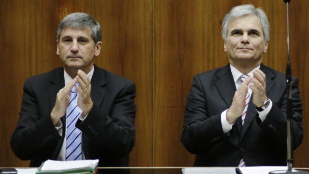 Austrian Vice Chancellor Spindelegger and Chancell Beifall gibt es nur für die anderen: Spindelegger und Faymann haben erneut Vertrauen eingebüßt.