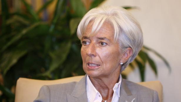 CYPRUS IMF LAGARDE DIPLOMACY epa03396919 Christine Lagarde, Managing Director of the International Monetary Fund speaks during a meeting with Cypriot President Demetris Christofias at the Presidential Palace in Nicosia, Cyprus, 13 September 2012. Lagarde visits Cyprus at the invitation of the Eurogroup. EPA/KATIA CHRISTODOULOU