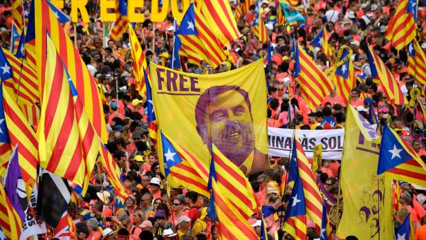 Protestierende fordern Freiheit für Oriol Junqueras