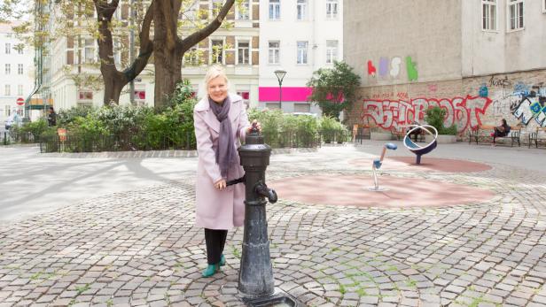 Cornelia Köndgen, Witwe von Ludwig Hirsch, Wien am 11.05.2016.