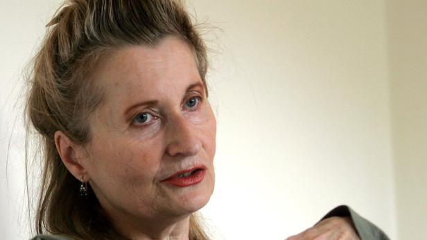 Elfriede Jelinek übt scharfe Kritik an Kürzung der Mindestsicherung