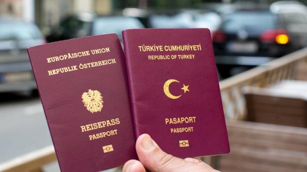 Doppelstaatsbürgerschaft: Jurist hält Wiederverleihung für möglich