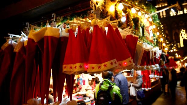 Weihnachten: Österreicher mit hohen Ausgaben für Geschenke