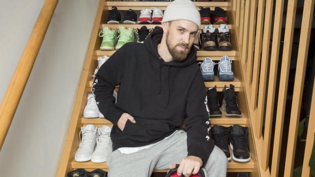 Sammler: Dieser Wiener übernachtet für Sneakers vor Stores