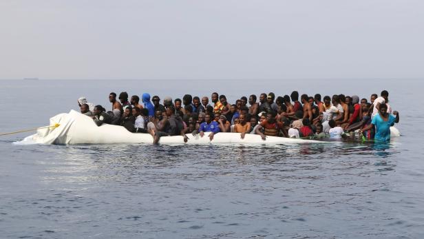 Migranten vor den Grenzen Europas.