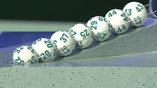 Abgebrüht: Trotz Lottogewinns sechs Personen angeblich um 4,4 Millionen Euro betrogen
