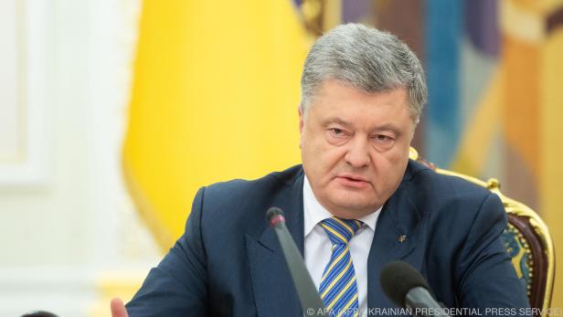 Poroschenko forderte die Ausrufung des Kriegsrechts
