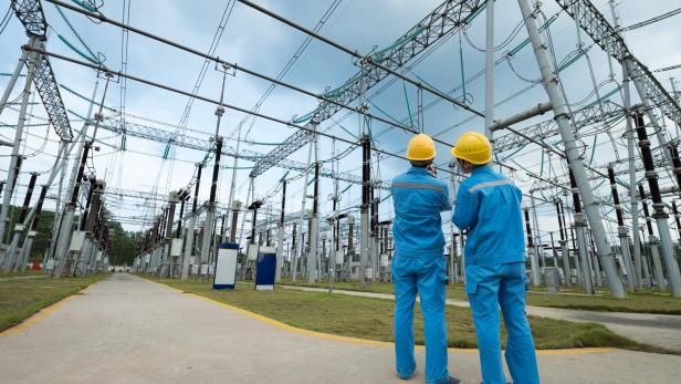 Nicht adäquate Stromnetze bescherten 2022 Strommehrkosten von über zwei Milliarden Euro