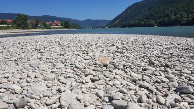 Das Niedrigwasser an der Donau bereitete bereits im Sommer Probleme. Die gehen weiter