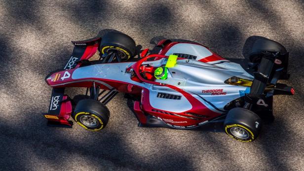 Mick Schumacher: Erste Ausfahrt im Formel-2-Boliden