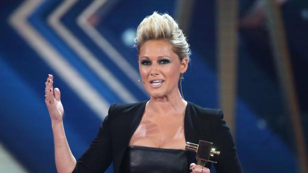 "Gefühl, dass ich fast nackt bin": Helene Fischer ziert "Vogue"