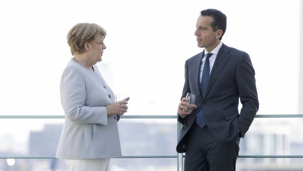 Das zerbrochene Porzellan scheint gekittet: Kern und Merkel in Berlin
