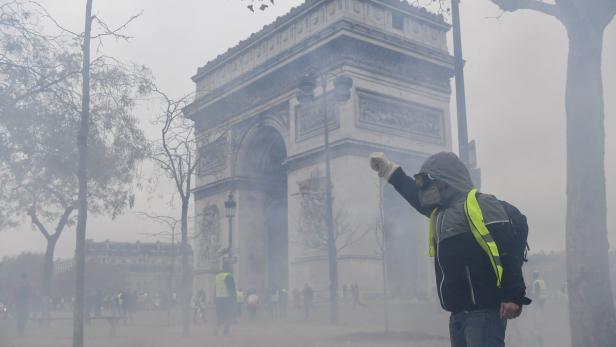 Paris: Geschäfte und Museen schließen vor "Gelbwesten"-Protesten