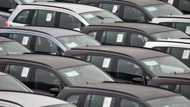 Der Absatz auf dem weltgrößten Automarkt sank bereits den fünften Monat in Folge