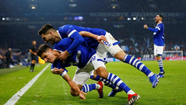 Champions League: Schöpf schießt Schalke zum Last-Minute-Sieg