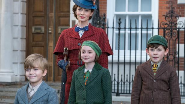 Emily Blunt bezaubert als fliegendes Kindermädchen Mary Poppins, ab 20. Dezember im Kino