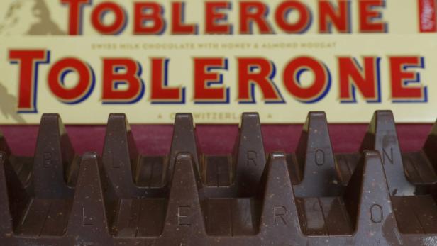 Toblerone ist eine Schweizer Schokoladenmarke, die in 122 Ländern der Welt verkauft wird.