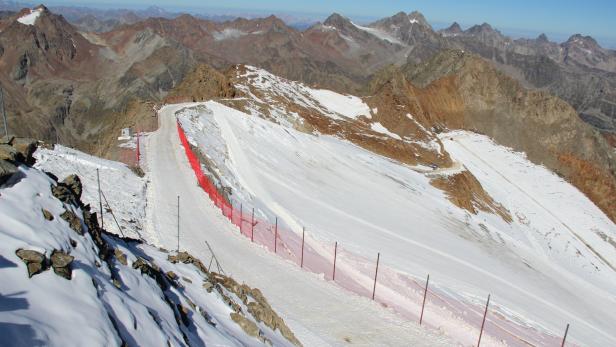 Bergkamm vom Gletscher gekippt: Illegaler Weg nimmt UVP-Hürde