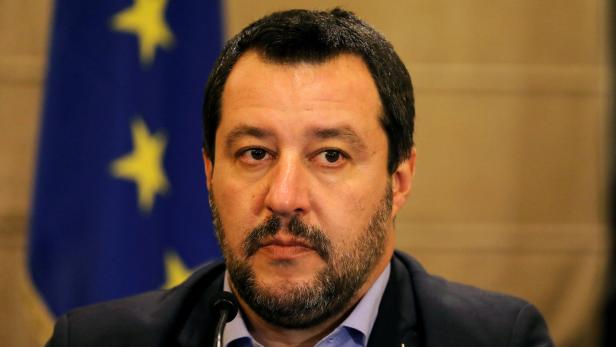 Zeuge in Italien trotz Schutzprogramm erschossen - und Salvini isst Nutellabrot