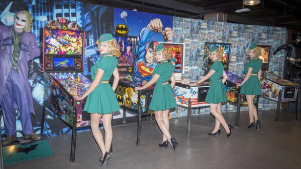Batman Flipper superlimted mit Lucylogogirls im Superhero Bereich des TT