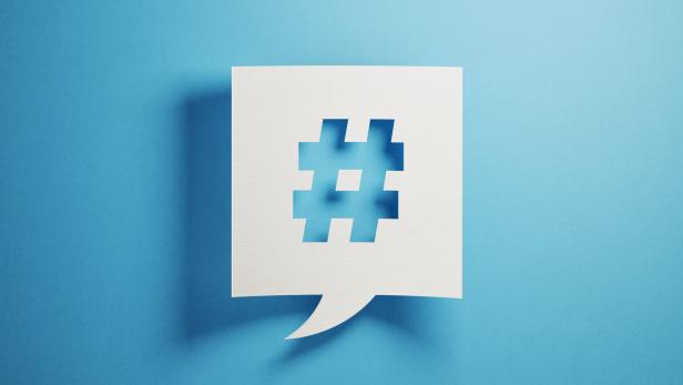 Ein Hashtag ist ein mit Doppelkreuz versehenes Schlagwort, das dazu dient, Inhalte im Netz zu verbreiten.