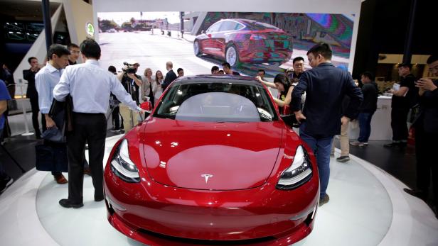 Tesla hat angeblich noch über 3000 Model 3 auf Lager