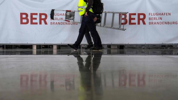 BER: Flughafen in der Warteschleife
