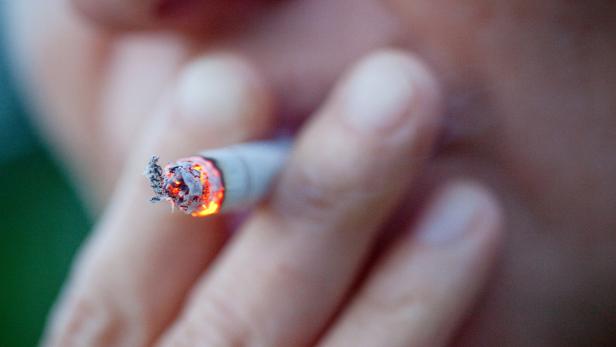 In ganz Österreich wird ab 1. Jänner die Altersgrenze beim Rauchen von 16 auf 18 Jahre angehoben.