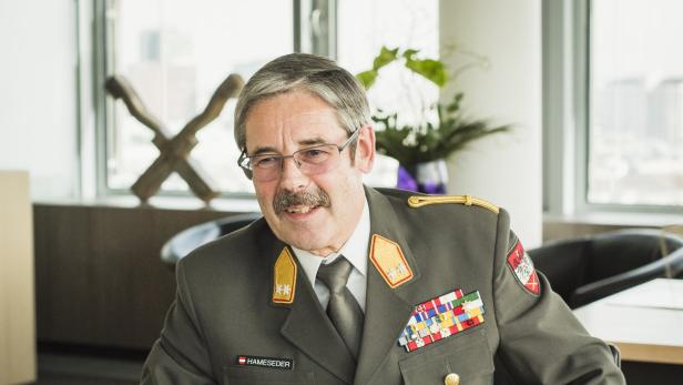 Generalmajor Erwin Hameseder, Milizbeauftragter des Österreichischen Bundesheeres, fordert mehr Budget für das Heer.