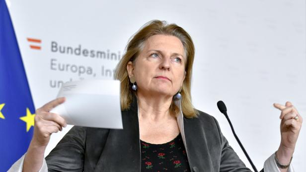 Karin Kneissl zog nach einem Jahr im Amt eine erste Bilanz.