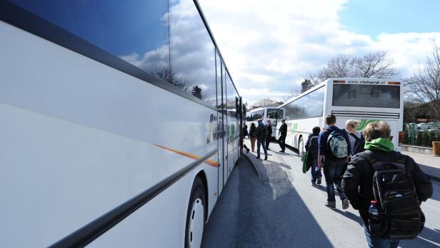 800.000 Euro sollen gegen überfüllte Schulbusse in OÖ helfen