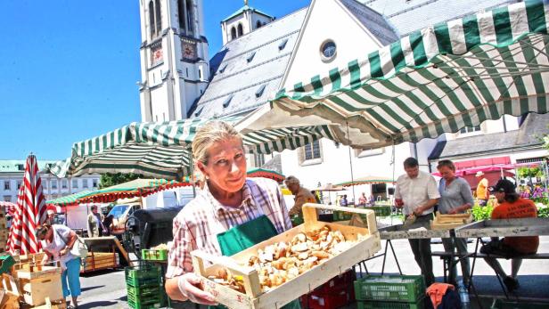 Der Schrannenmarkt bei der Andräkirche existiert seit mehr als 100 Jahren