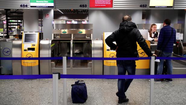 Warnstreiks: Knapp die Hälfte der Flüge in Frankfurt gestrichen