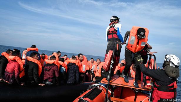 Flüchtlingsrat kritisiert Kriminalisierung von Seenotrettern