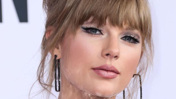 Taylor Swifts Freund: Verschwiegen, aber schwer verliebt