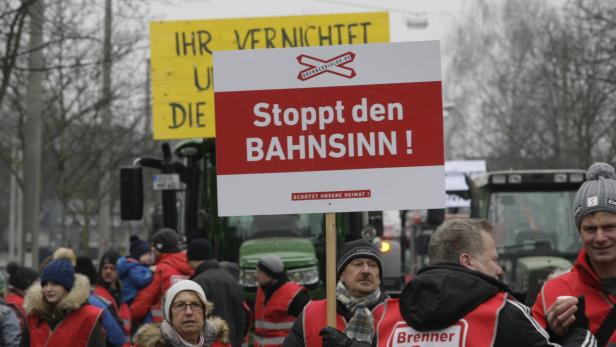 Bürger protestieren in Bayern gegen Gleise zum Brenner Basistunnel