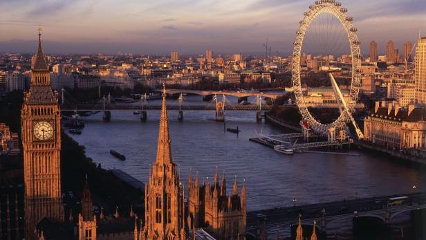 Platz 15 Die Speicherkarten glühen in London. Beliebt sind dort Big Ben, London Eye und Piccadilly Circus.